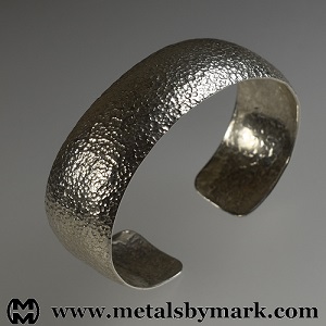 synclastic cuff medium