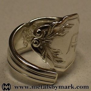 International Silver larochelle spoon ring