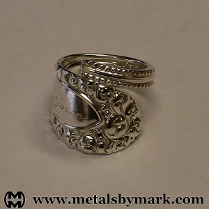 International Silver kenilworth spoon ring